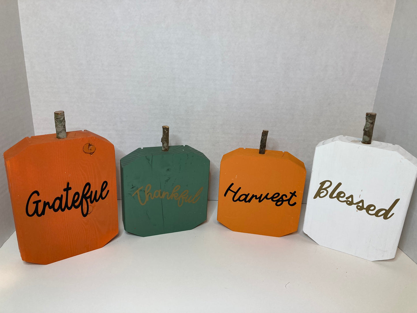 Set of 2 pumpkins