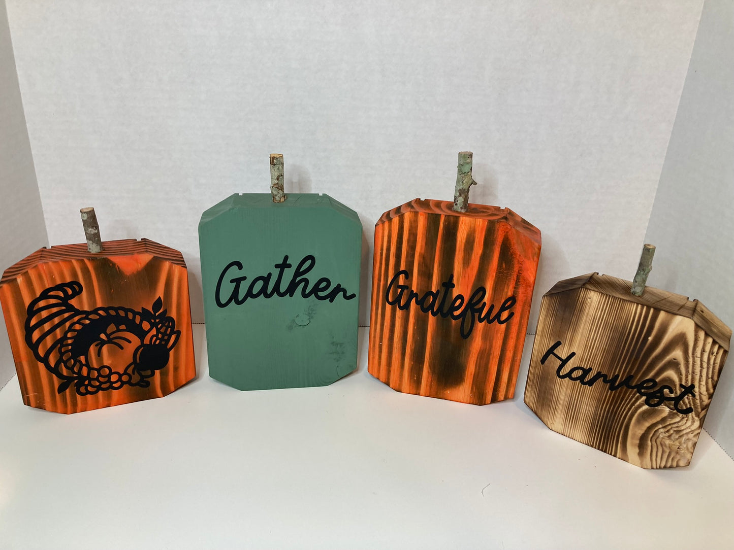 Set of 2 pumpkins