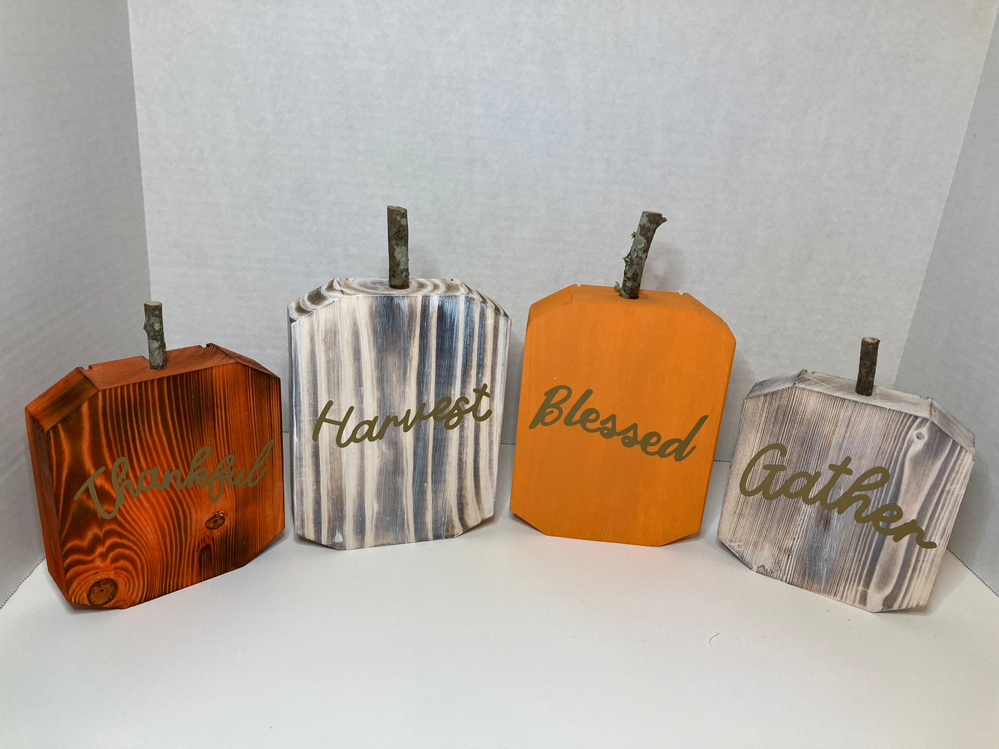 Set of 2 pumpkins